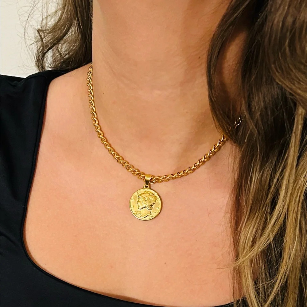 Gold Coin Pendant Necklace Stainless Steel - Picture 3 of 7
